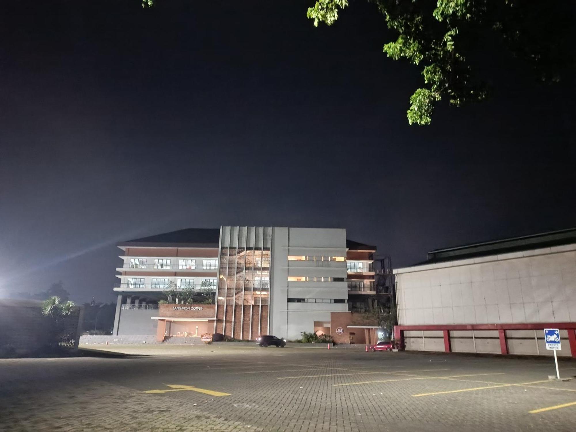 Tos Hotel & Convention Center Tangerang Powered By Archipelago Bagian luar foto